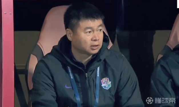 关于瓦伦西亚全华班首发，主场告负的信息