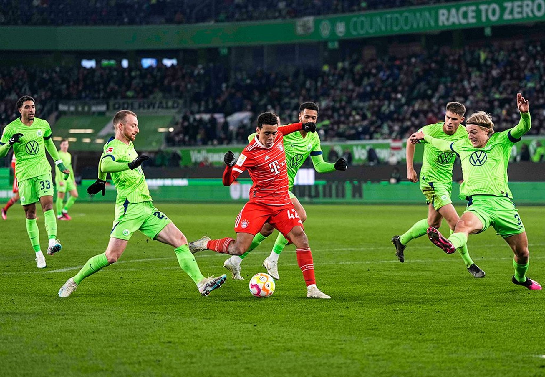 沃尔夫斯堡客场不敌对手,遭遇失利 沃尔夫斯堡客场不敌对手,遭遇失利