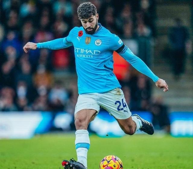 曼联主场1-0击败伯恩茅斯，继续保持联赛不败纪录