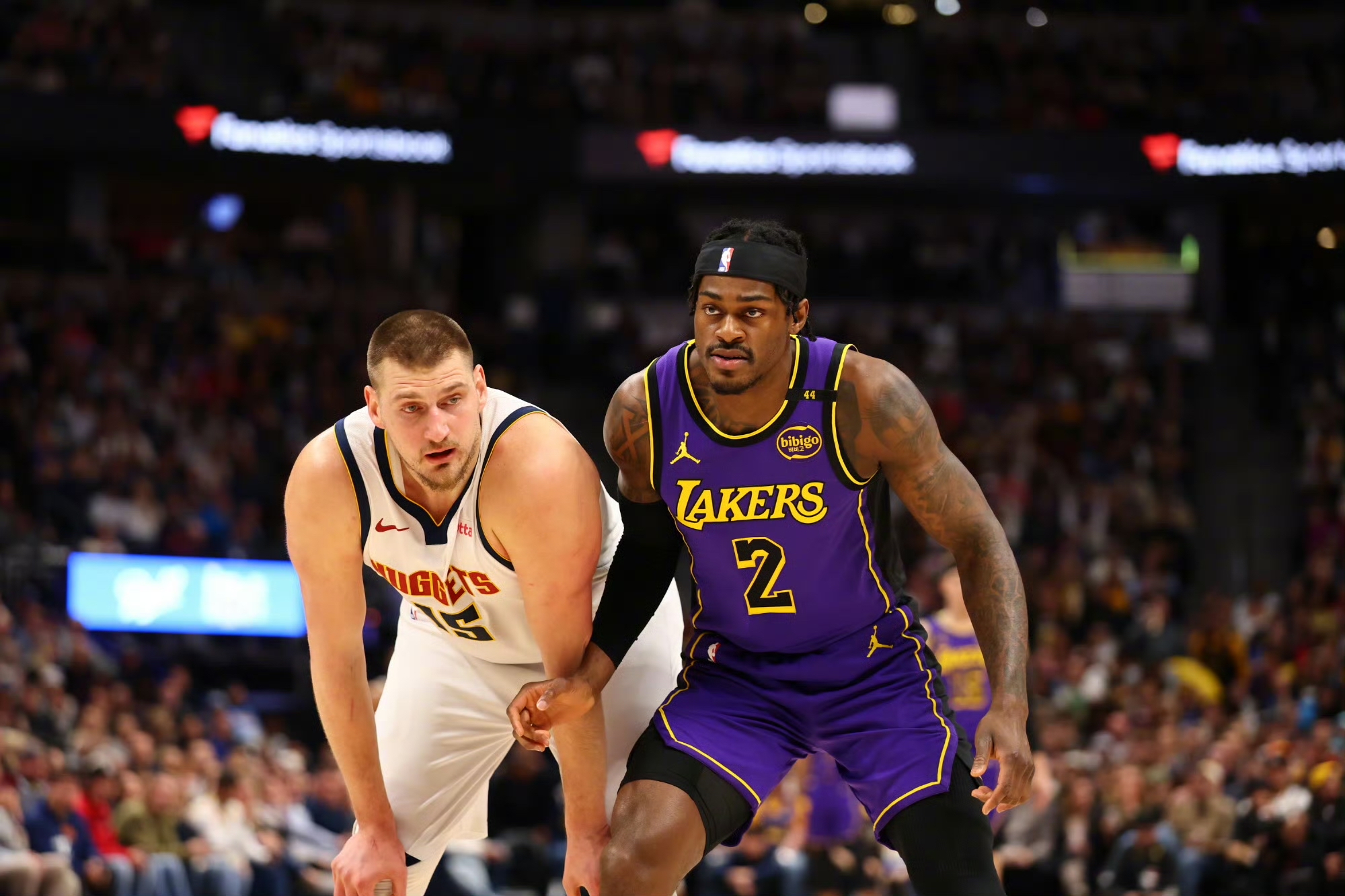 湖人再胜掘金,取得4-0横扫 湖人再胜掘金,取得4-0横扫